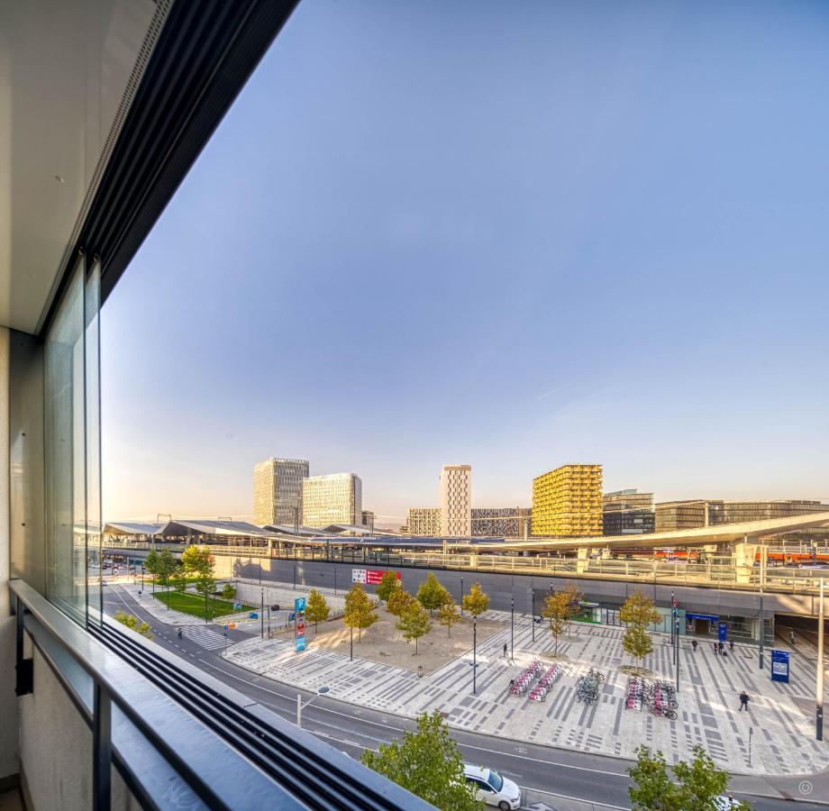 High Rise, Netflix, 2 Min To Main Station Apartment Vienna Luaran gambar